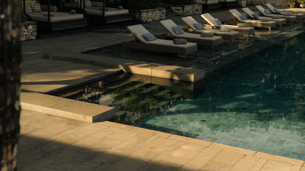 RAFFLES BALI — 07