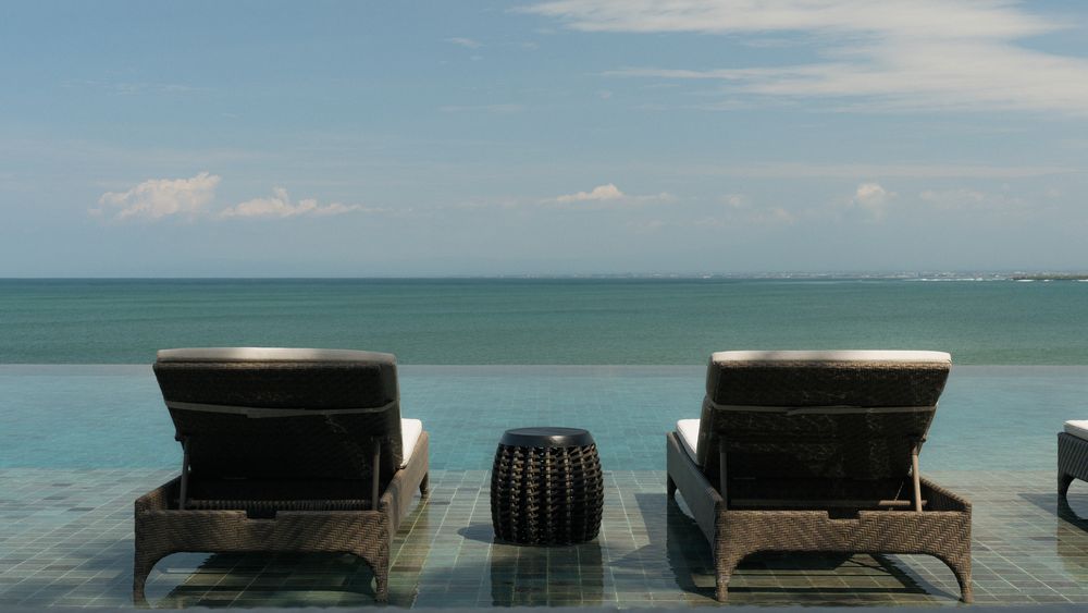 RAFFLES BALI — 25
