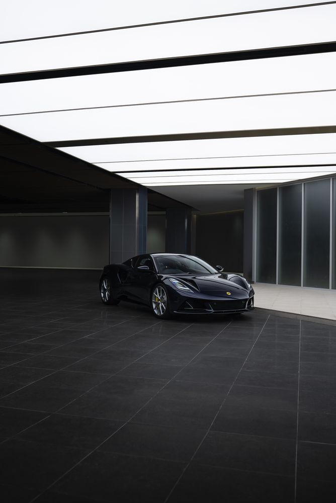 LOTUS Emira — 02
