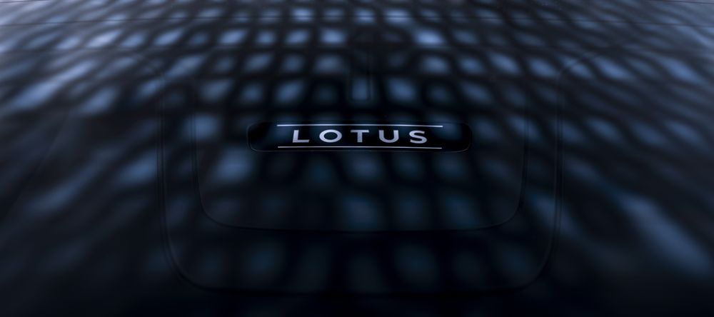 LOTUS Emira — 06