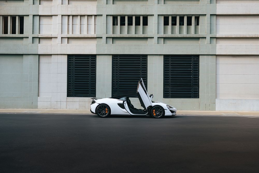 MCLAREN 570s — 01