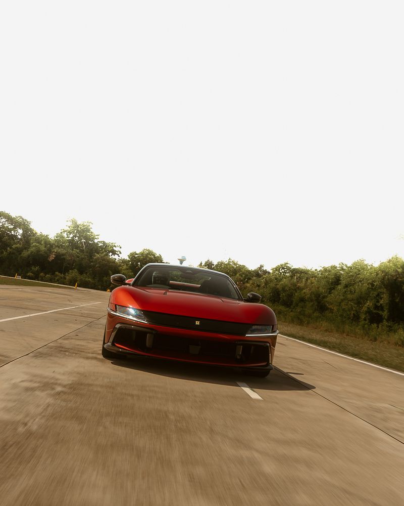 ferrari 12cilindri — 07