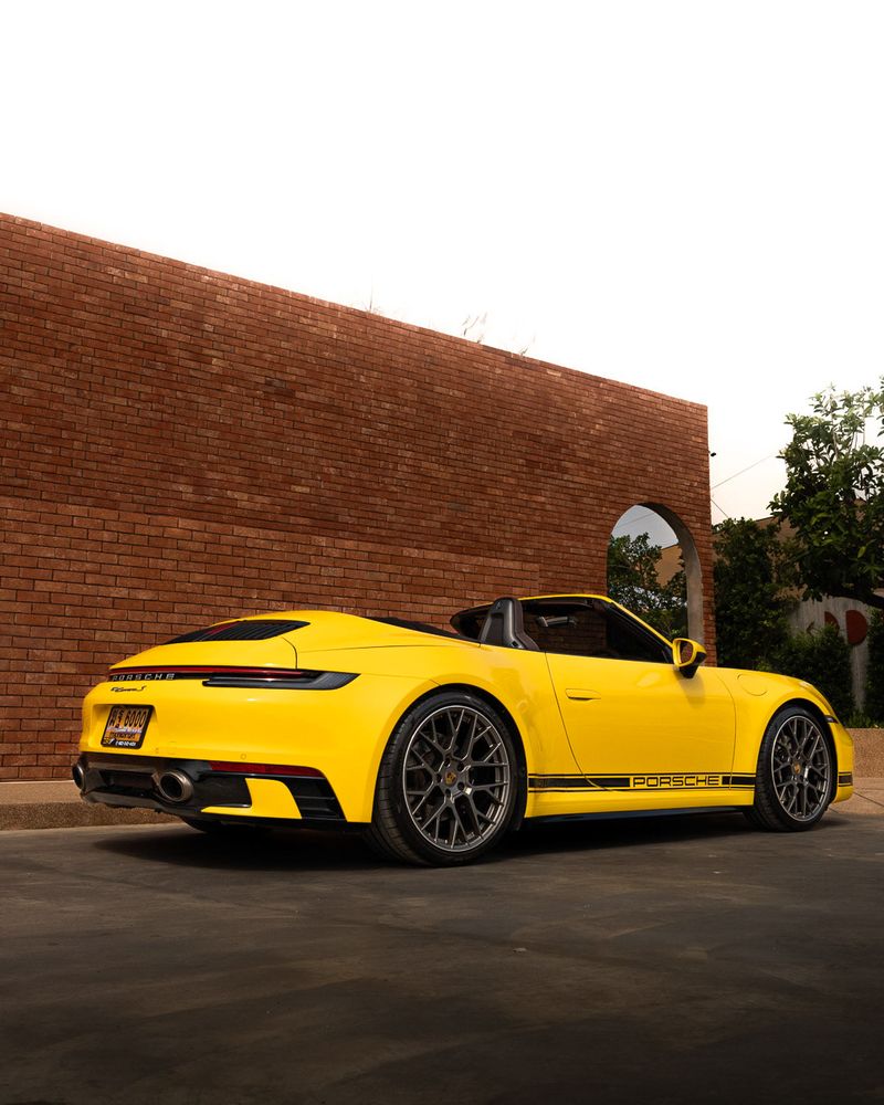 Porsche 911 Carrera S — 03
