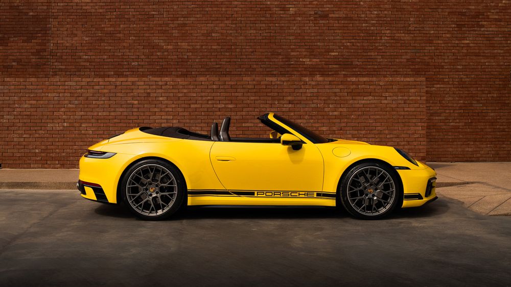 Porsche 911 Carrera S — 10
