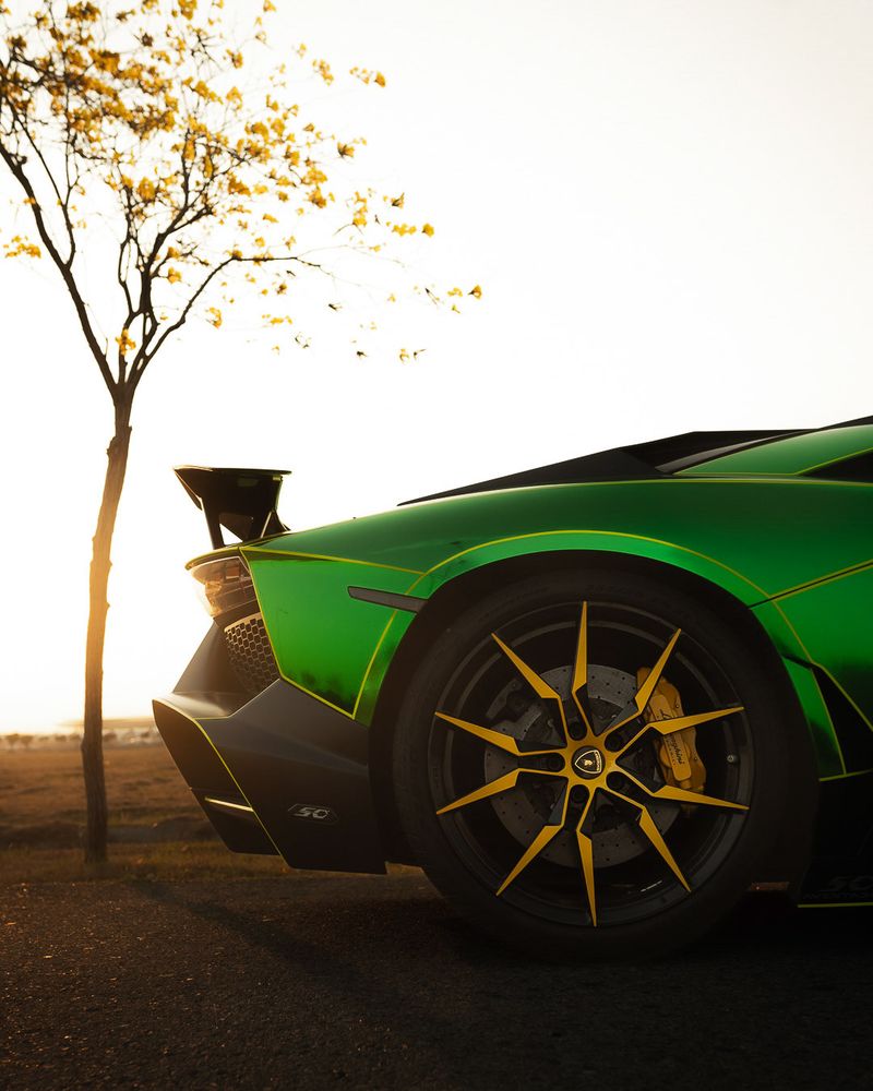 Lamborghini Aventador — 04