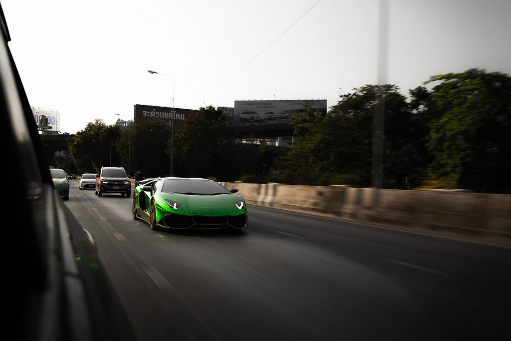 Lamborghini Aventador — 11