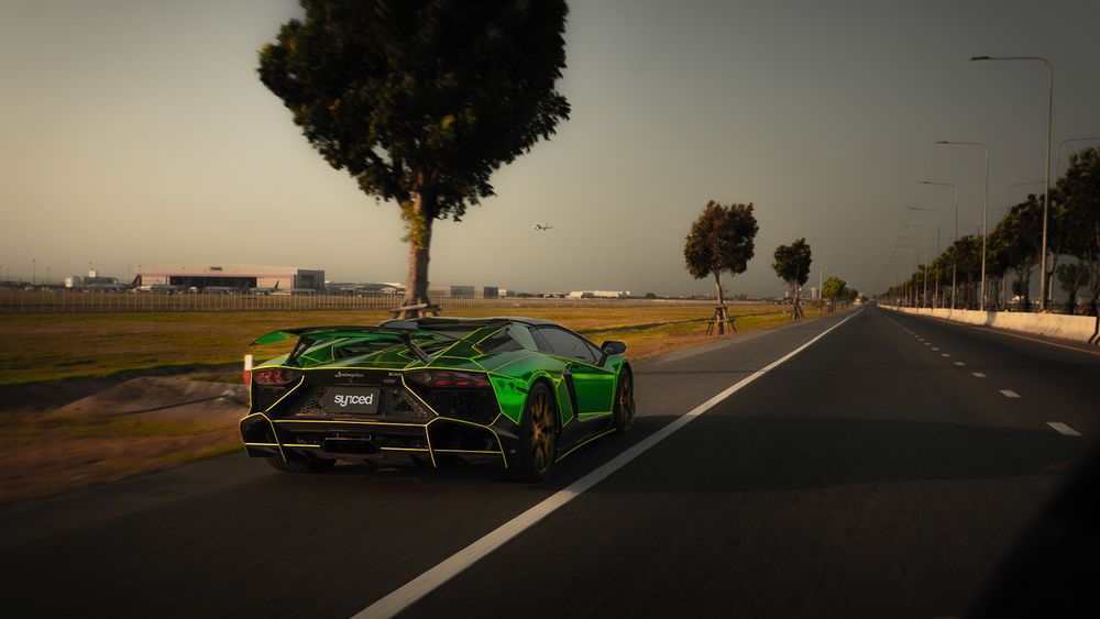 Lamborghini Aventador — 14