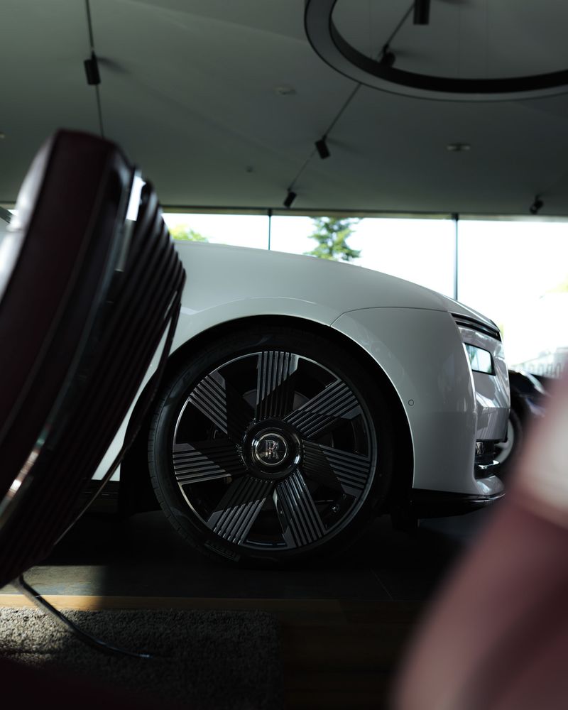 Rolls Royce Spectre — 05